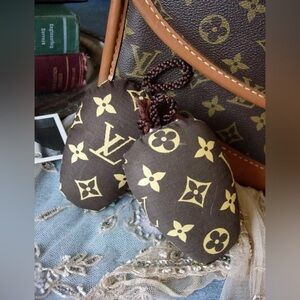 RARE Vintage LOUIS VUITTON Shoe Inserts Forms Trees Travel Wardrobe Accessory